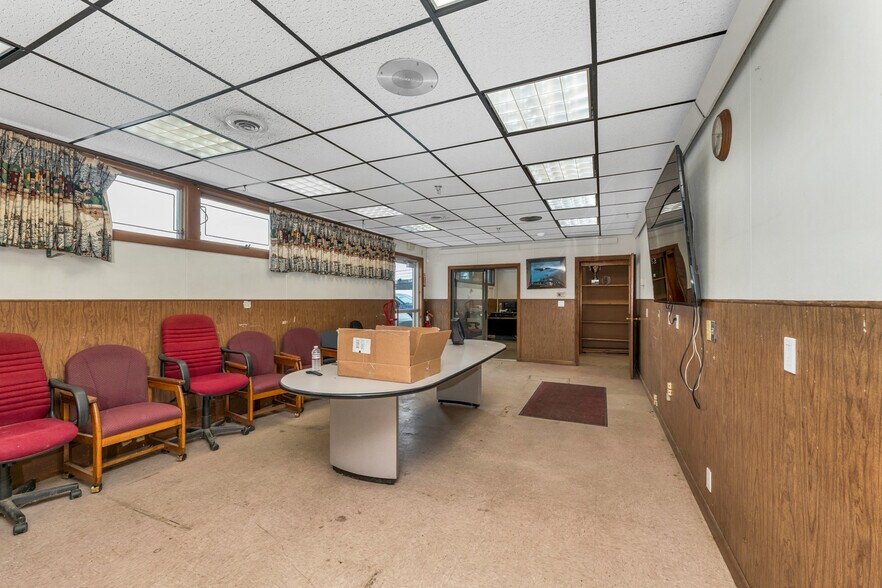 More Photos Of 935 Union Ave, Laconia Industrial For Sale