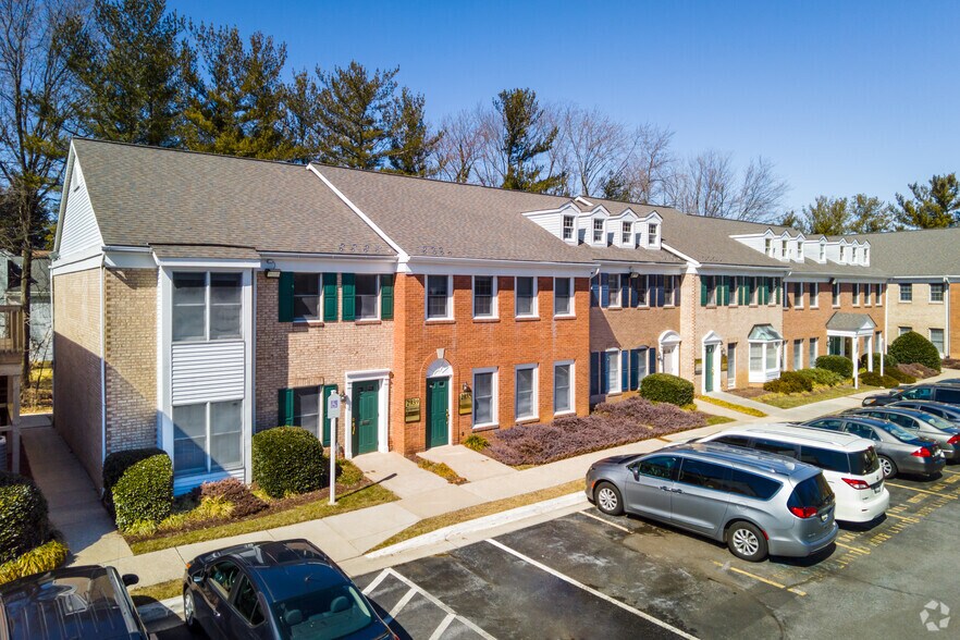 Primary Photo Of 2923-2939 Olney Sandy Spring Rd, Olney Office For Lease