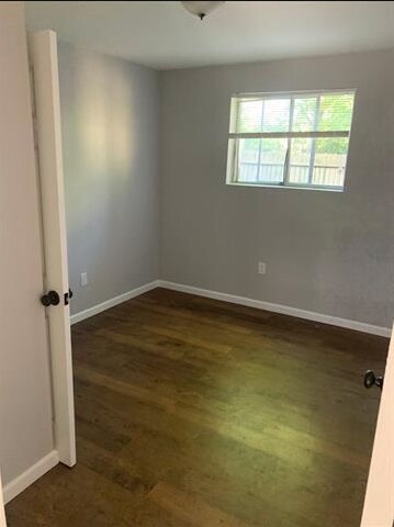 More Photos Of 4010 Summer Ave, Memphis Apartments For Sale