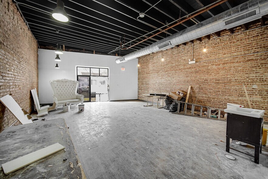 More Photos Of 5814 W Grand Ave, Chicago Warehouse For Sale