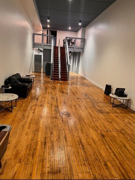 More Photos Of 5 E Broad St, Richmond Loft Creative Space For Lease
