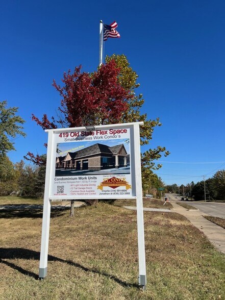More Photos Of 419 Old State Rd, Ellisville Flex For Lease
