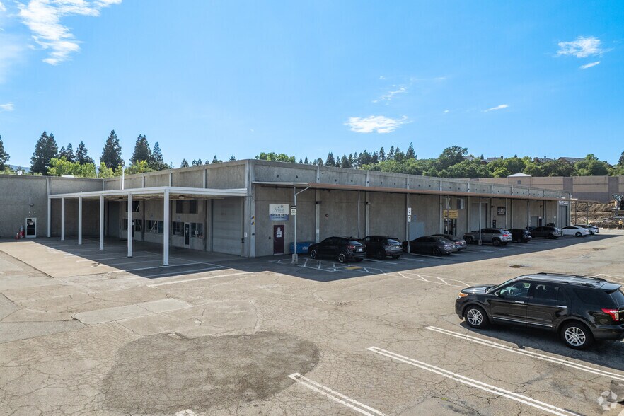 More Photos Of 2411 Old Crow Canyon Rd, San Ramon Showroom For Lease
