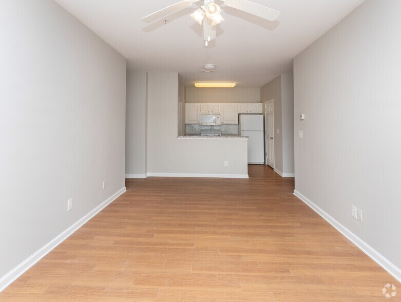 More Photos Of 1300 Independence Place Dr, Hinesville Apartments For Sale