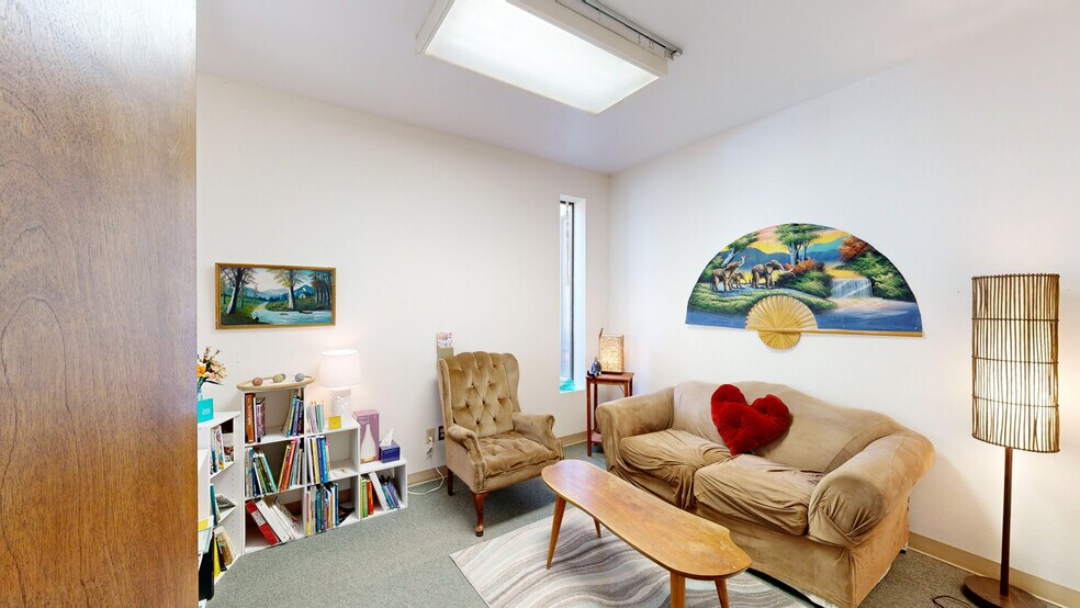 More Photos Of 225 E Palouse River Dr, Moscow Loft Creative Space For Sale