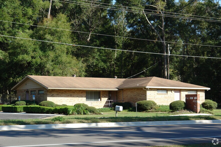 Primary Photo Of 420 NE Santa Fe Blvd, High Springs Medical For Lease