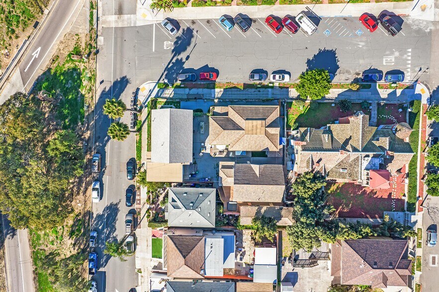 More Photos Of 1903 K St, San Diego Apartments For Sale