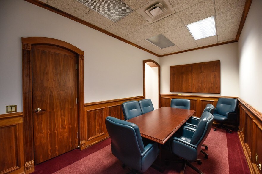 More Photos Of 5266 Seneca St, West Seneca Office For Lease