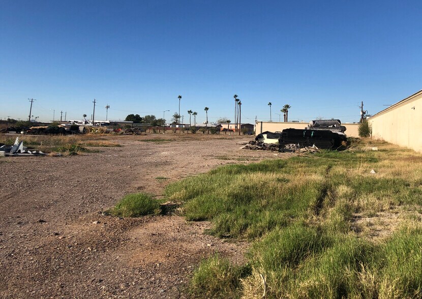 More Photos Of 439 S 3rd Ave, Avondale Manufacturing For Sale