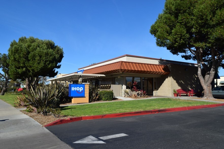 More Photos Of 693-749 W Channel Islands Blvd, Port Hueneme Unknown For Lease