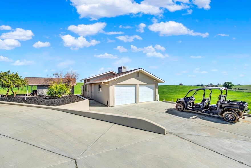 More Photos Of 8560 Holmes Ln, Winters Specialty For Sale
