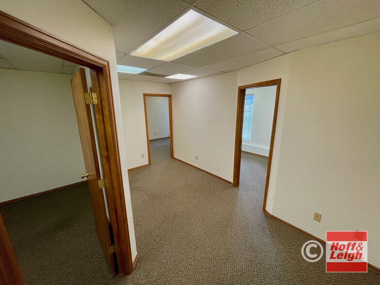 More Photos Of 6015 Lehman Dr, Colorado Springs Office For Sale