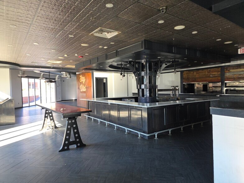 More Photos Of 1940 Cinema Dr, Rock Hill Restaurant For Lease