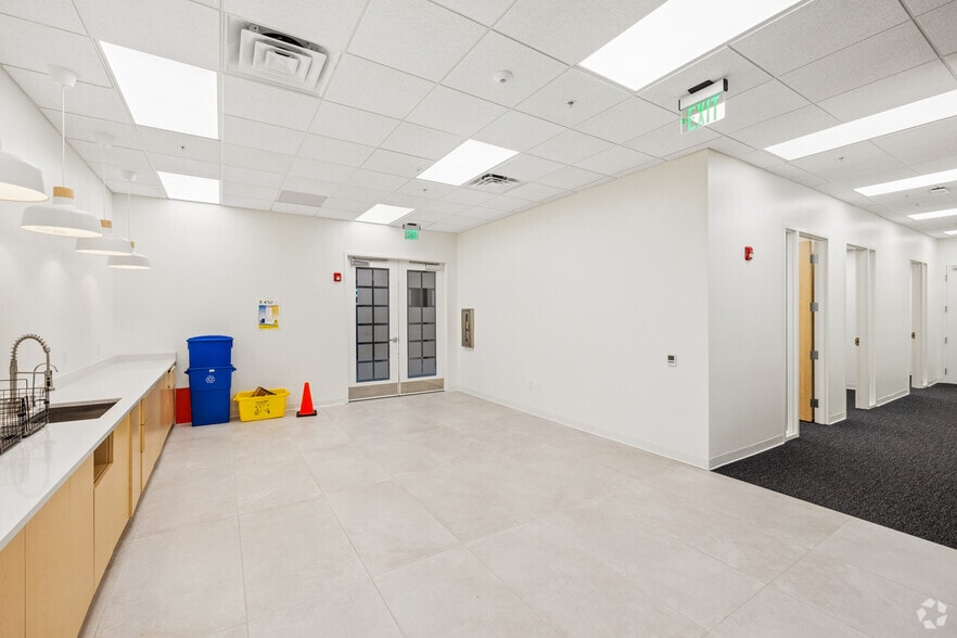 More Photos Of 5300 Broken Sound Blvd NW, Boca Raton Medical For Lease