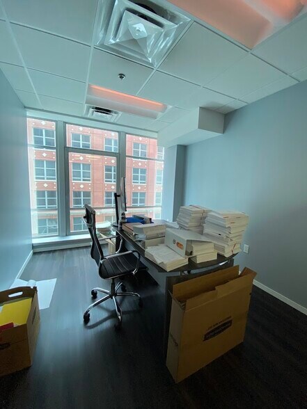 More Photos Of 14 NE 1st Ave, Miami Office For Sale