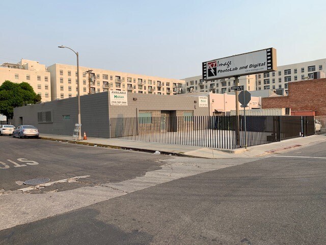 More Photos Of 1160 N Las Palmas Ave, Los Angeles Loft Creative Space For Lease