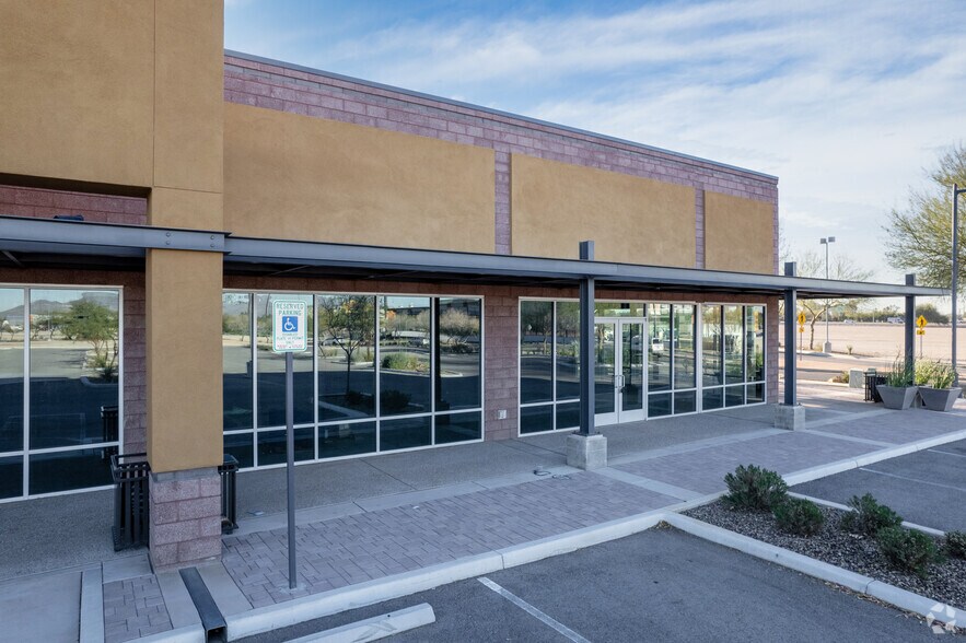 More Photos Of 1495 E Tucson Marketplace Blvd, Tucson General Retail For Lease