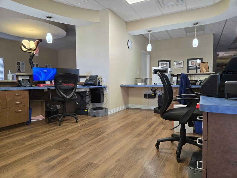 More Photos Of 13555 Automobile Blvd, Clearwater Medical For Lease