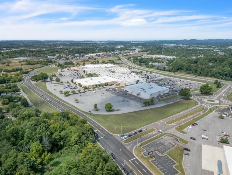 More Photos Of 197 Foothills Mall, Maryville Land For Sale