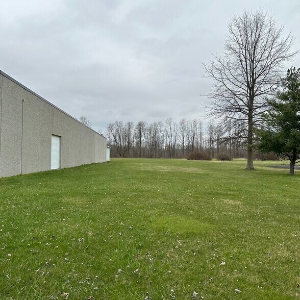 More Photos Of 2899 Industrial Park Dr, Austinburg Manufacturing For Sale