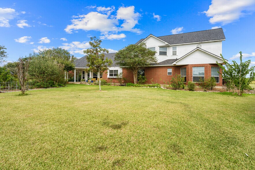 More Photos Of 14935 Highway 36, Needville Land For Sale