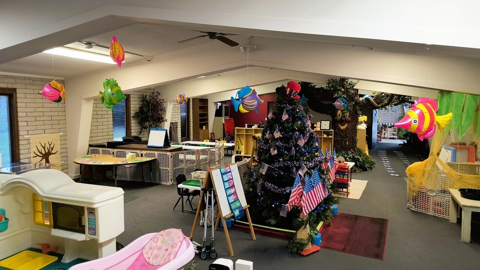 More Photos Of 816 Topeka st, Larned Schools For Sale