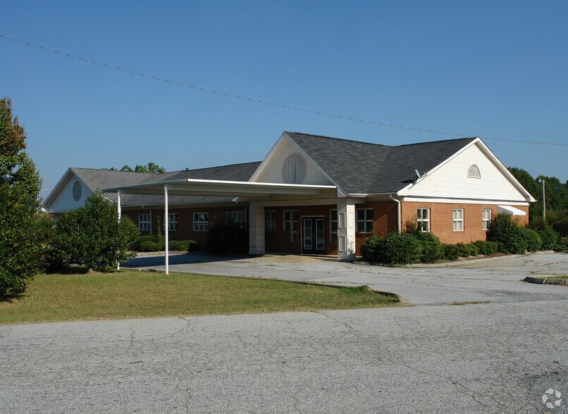 More Photos Of 103 AB Jacks Rd, Clinton Medical For Sale