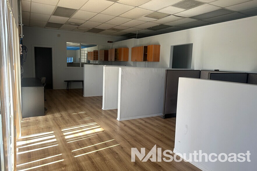 More Photos Of 3205-3211 S Us Highway 1, Fort Pierce Unknown For Lease