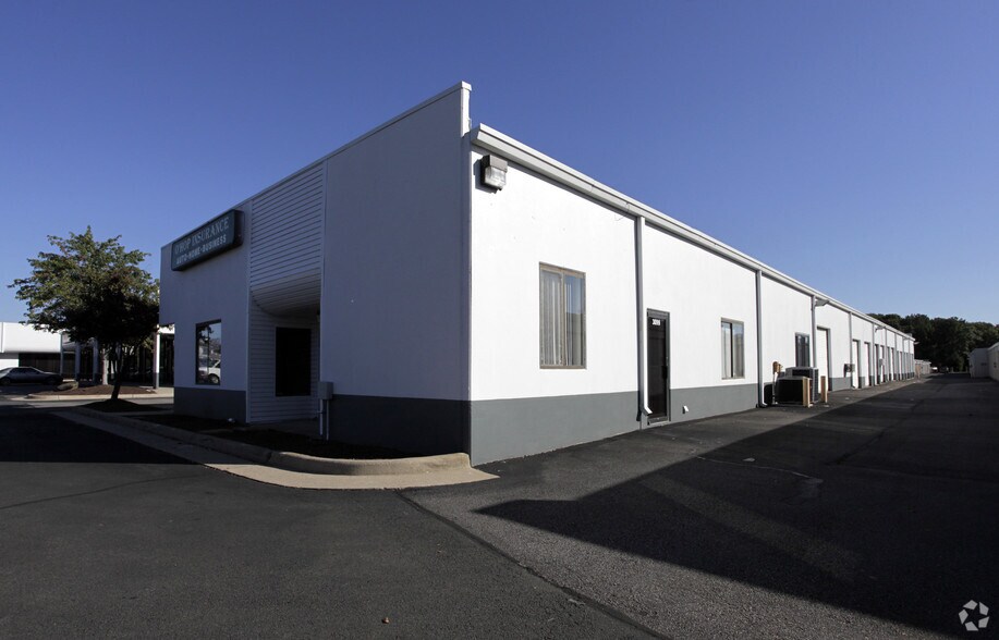 Primary Photo Of 3035-3099 PS Business Center Dr, Woodbridge Light Manufacturing For Lease