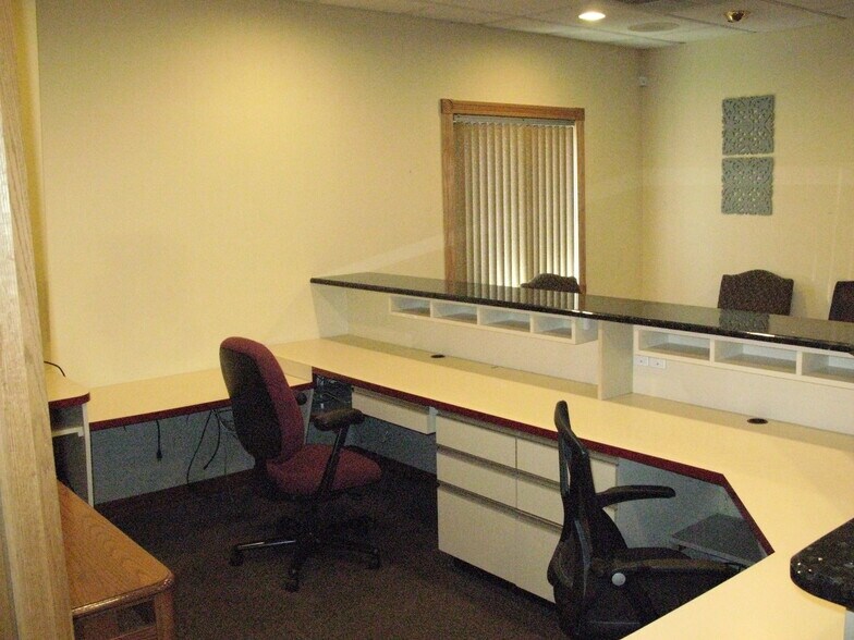 More Photos Of 4955 Route 873, Schnecksville Medical For Lease