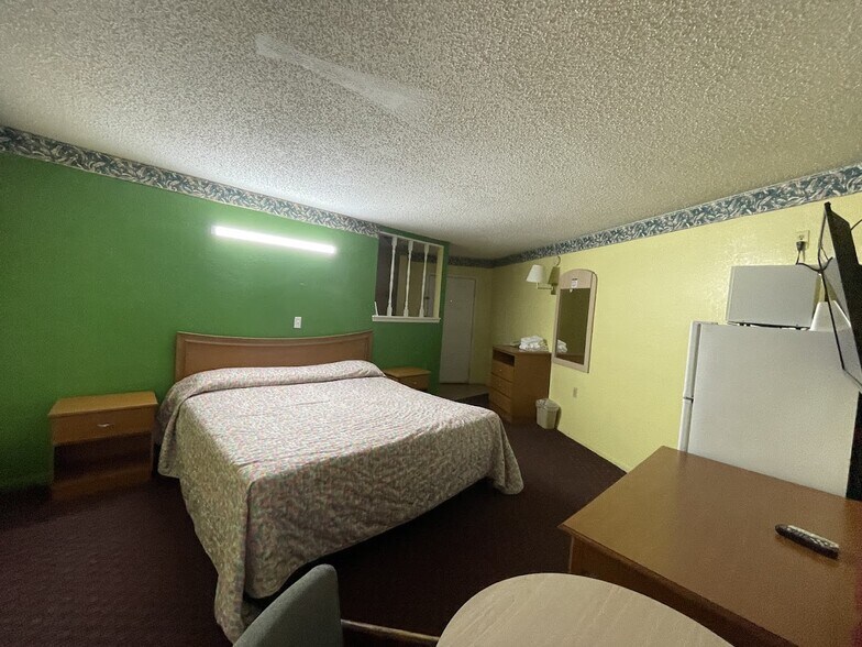 More Photos Of 1714 E Us-190 Hwy, Copperas Cove Hotel For Sale