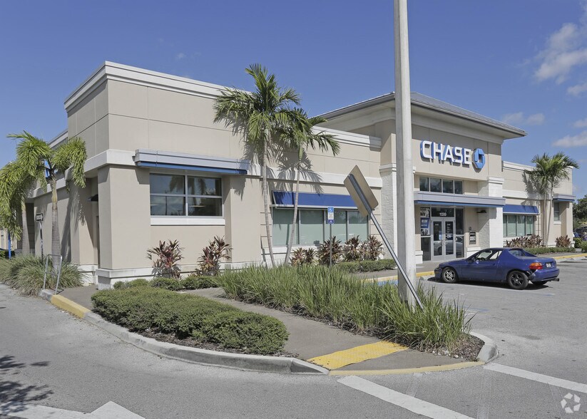 Primary Photo Of 11399 SW 40th St, Miami Bank For Sale