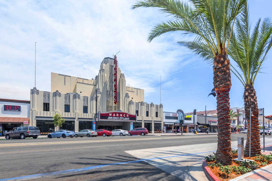 More Photos Of 6710-6720 Pacific Blvd, Huntington Park Health Club For Sale