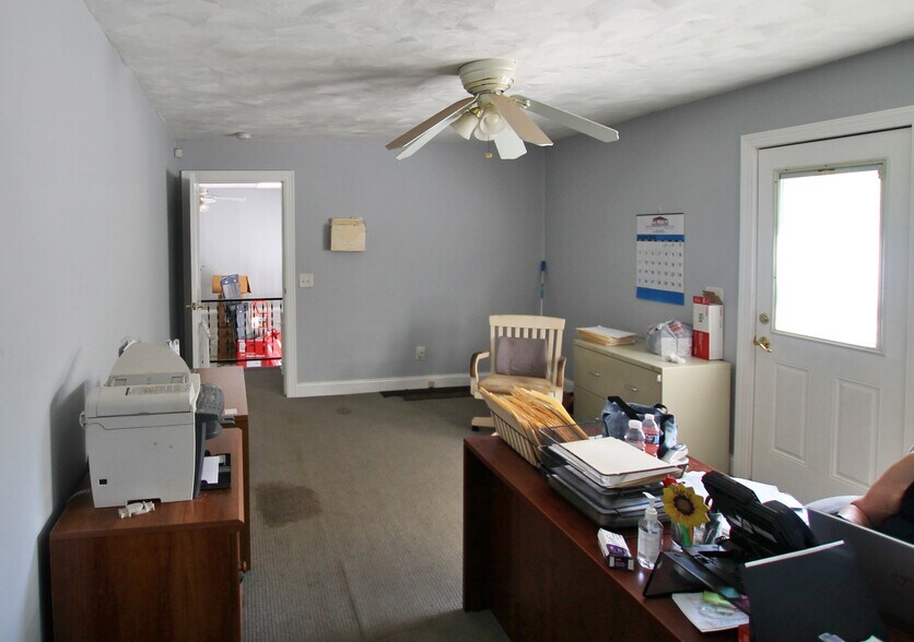 More Photos Of 1063 Louisville Hwy, Goodlettsville Flex For Sale