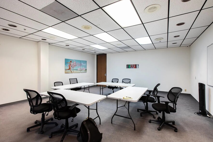 More Photos Of 20500 Nordhoff St, Chatsworth Research And Development For Sale