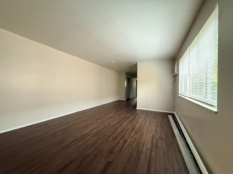 More Photos Of 3553-3559 Van Antwerp Pl, Cincinnati Apartments For Sale