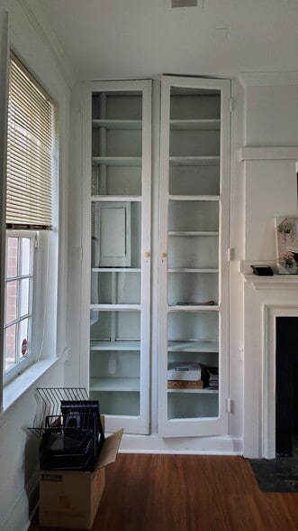 More Photos Of 23 E Market St, Leesburg Loft Creative Space For Lease