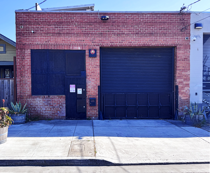 Primary Photo Of 1275 30th St, Oakland Warehouse For Sale