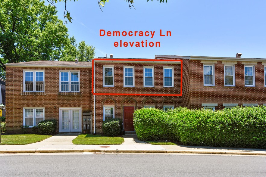 More Photos Of 10353-10363 Democracy Ln, Fairfax Office For Lease