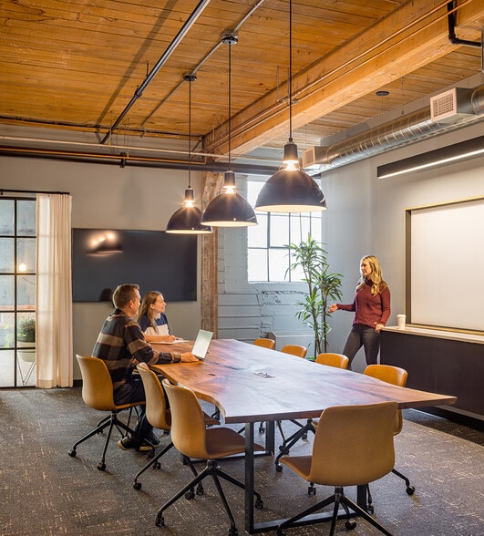 More Photos Of 5331 S Macadam Ave, Portland Office For Lease