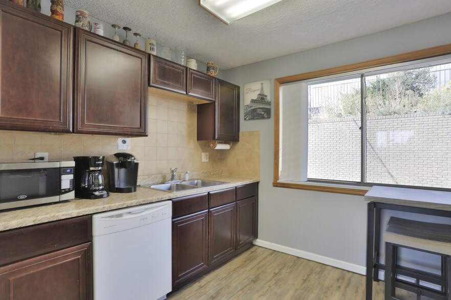 More Photos Of 12640 W Cedar Dr, Lakewood Office For Lease