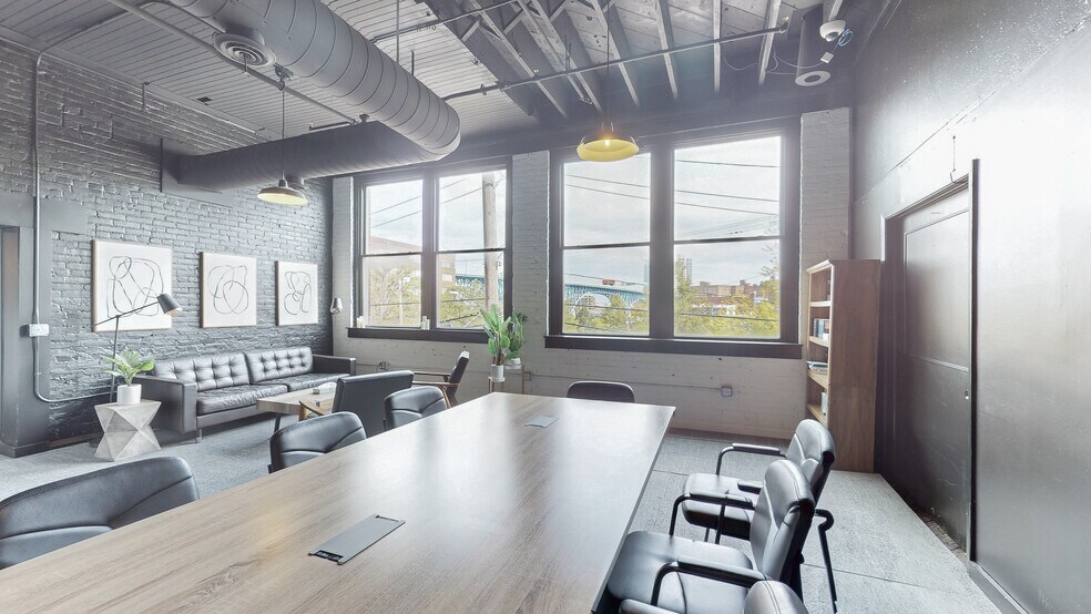 More Photos Of 2111 Center St, Cleveland Storefront Retail Office For Lease