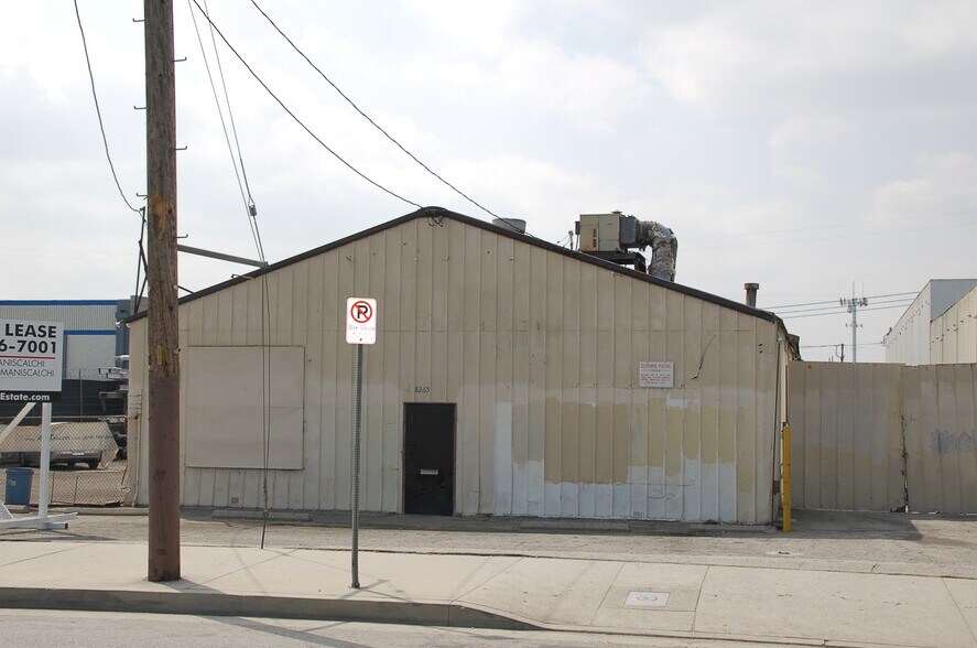 Primary Photo Of 8265 Lankershim Blvd, North Hollywood Distribution For Sale