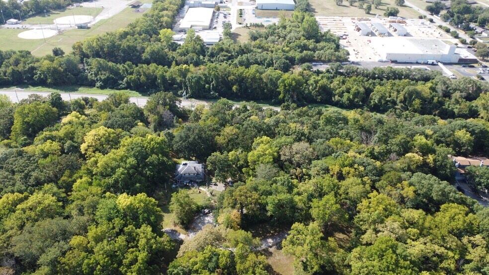 More Photos Of 10040 Kaw Dr, Edwardsville Land For Sale