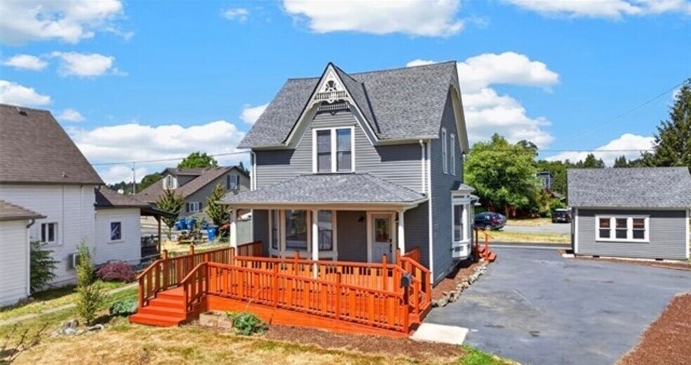 Primary Photo Of 301 W Main St, Monroe Flex For Sale