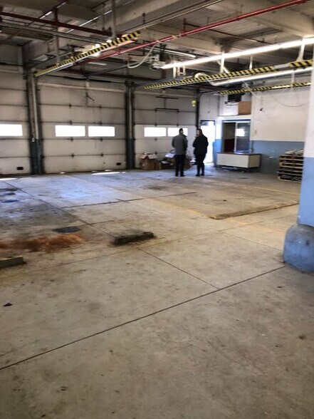 More Photos Of 15 Water St, Leicester Manufacturing For Lease