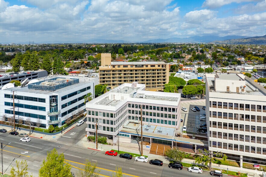 More Photos Of 2727 W Alameda Ave, Burbank Medical For Lease