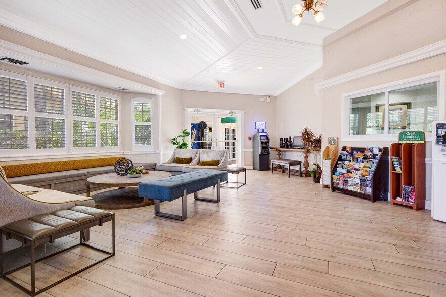 More Photos Of 2520 Stirling Rd, Hollywood Hotel For Sale