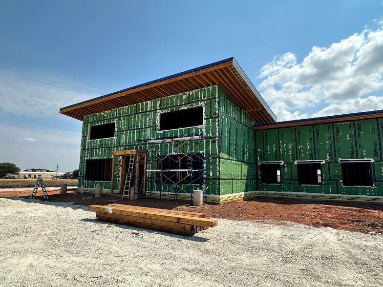 More Photos Of 4285 Treanor Dr, Abilene Unknown For Lease