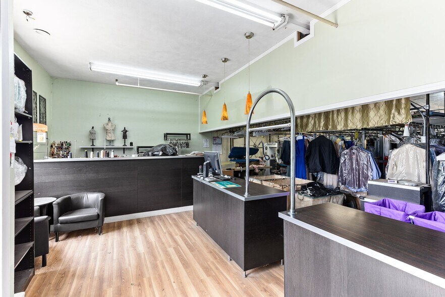 More Photos Of 655 Saw Mill Brook Pky, Newton Storefront Retail Office For Sale